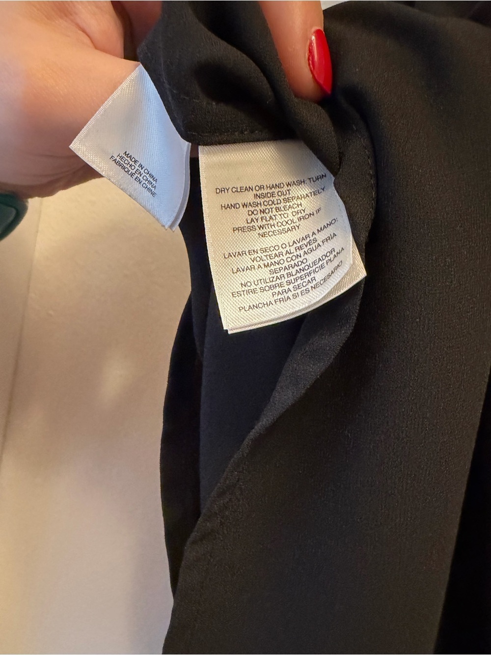 Anne Klein Solid Black Sleeveless Pleated Button Down Neck Blouse Size 16 - Picture 7 of 7